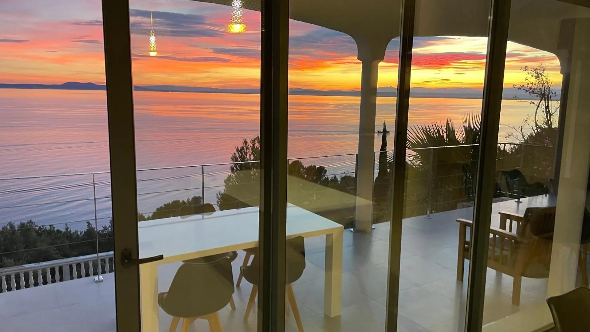 House Of Paradise Rosas Villa